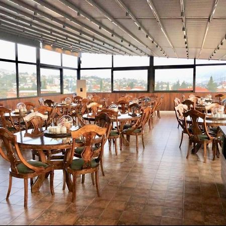 Tbili Hotel Tbilisi Ngoại thất bức ảnh