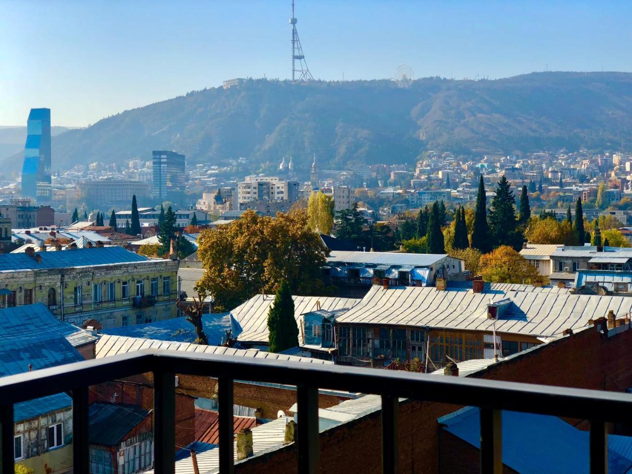 Tbili Hotel Tbilisi Ngoại thất bức ảnh
