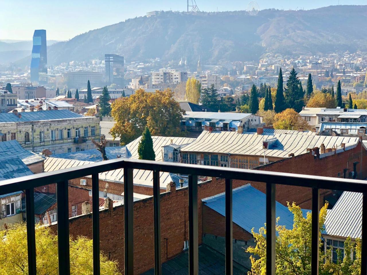 Tbili Hotel Tbilisi Ngoại thất bức ảnh