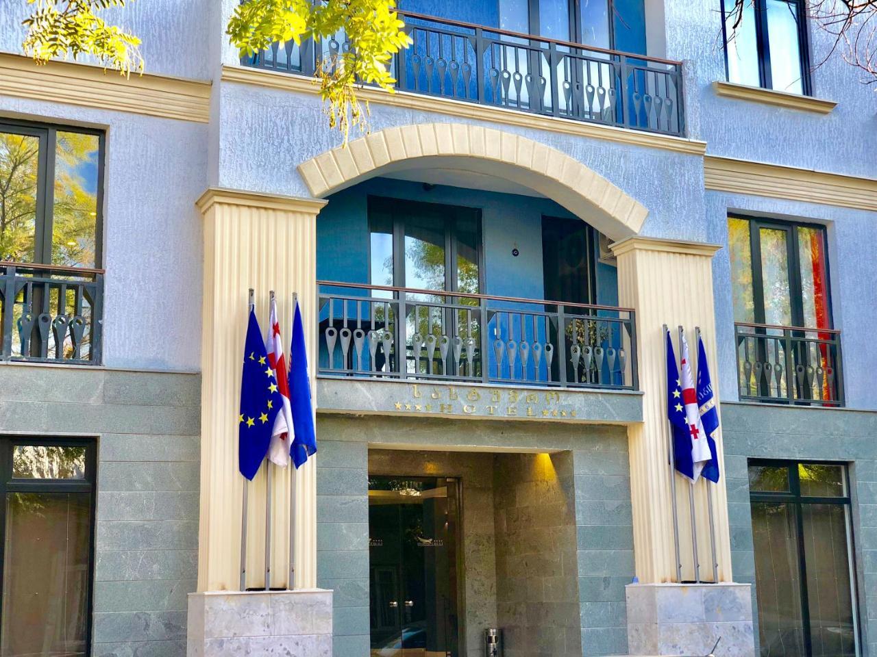Tbili Hotel Tbilisi Ngoại thất bức ảnh