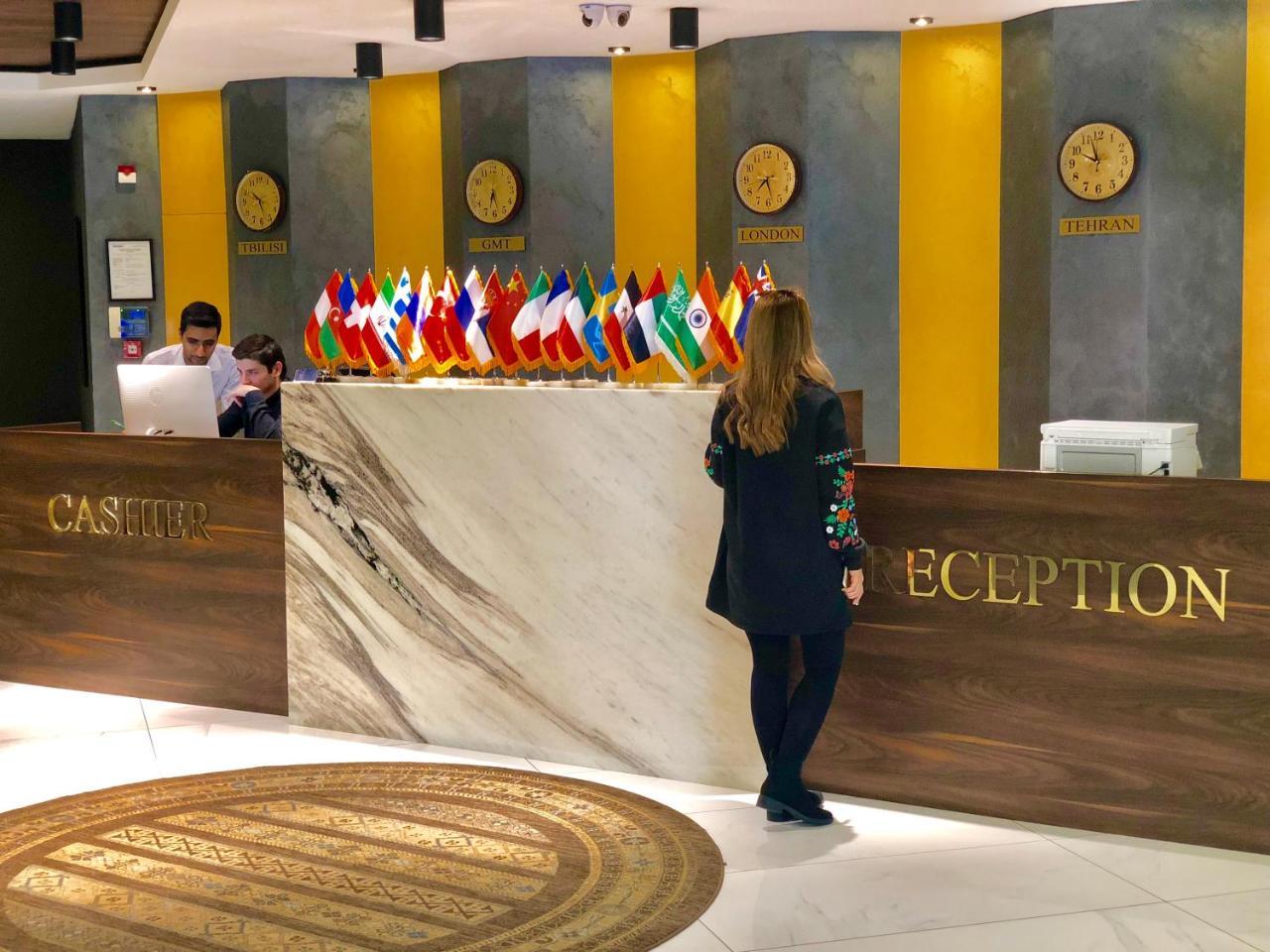 Tbili Hotel Tbilisi Ngoại thất bức ảnh